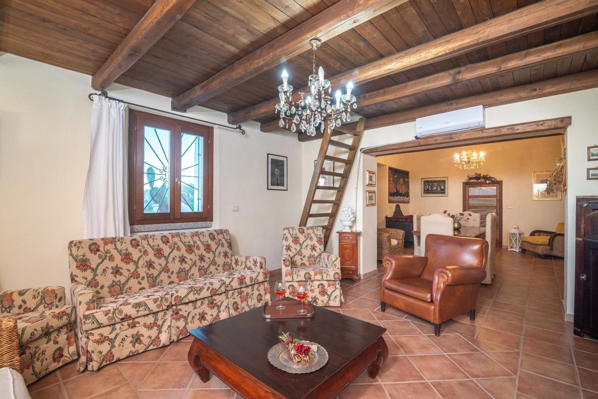 Villa Peditoltu أولبيا المظهر الخارجي الصورة